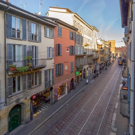 Casa Da Colonne * Milano